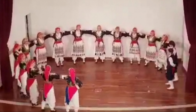 Μαθήματα παραδοσιακών χορών