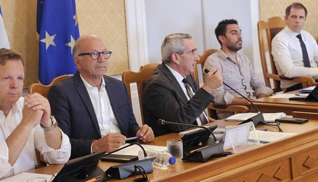 Έκτακτη διαφημιστική καμπάνια για την Σαντορίνη