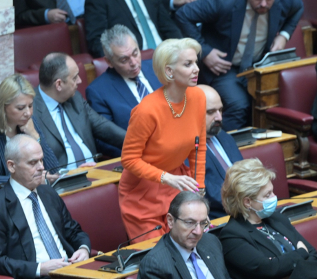 Κατερίνα Μονογυιού: ''Να διασφαλιστεί η διαφάνεια και ο σεβασμός στη φωνή της τοπικής κοινωνίας για τη γεωθερμία στη Μήλο''