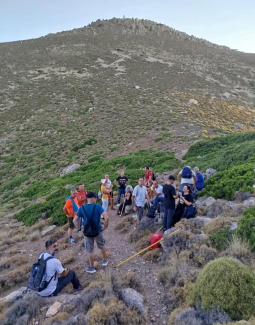 Περπατώντας στον Προφήτη Ηλία. Η παράδοση ακόμα κρατεί