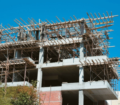 Νέα εποχή για τις οικοδομικές άδειες – Τι αλλάζει με τη μεταφορά τους στο Κτηματολόγιο