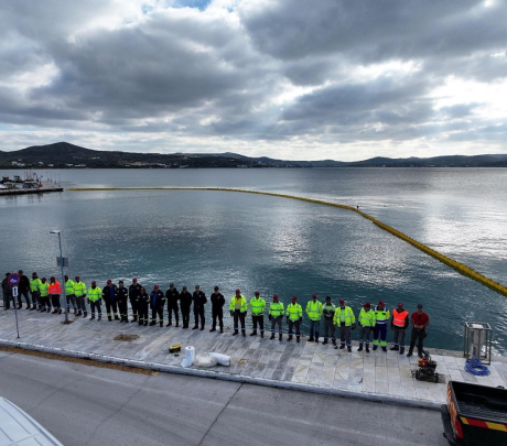 Κοινή εκπαίδευση των Ομάδων Αντιρρύπανσης του Δημοτικού Λιμενικού Ταμείου Μήλου και της IMERYS SA, στα θέματα της πρόληψης και τυχόν καταστολής Θαλάσσιας Ρύπανσης