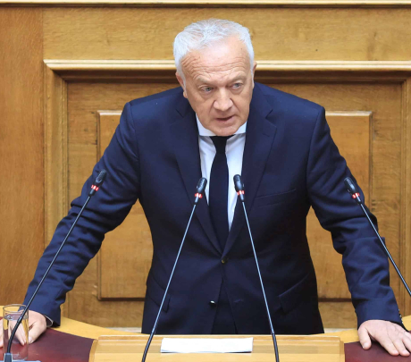 Άνδρος: Αναφορά Καφούρου στον Υπουργό Υγείας για τις διακομιδές ασθενών στις Κυκλάδες