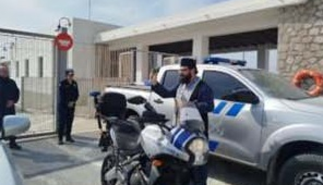 Αγιασμός υπηρεσιακών οχημάτων του Λιμεναρχείου Μήλου