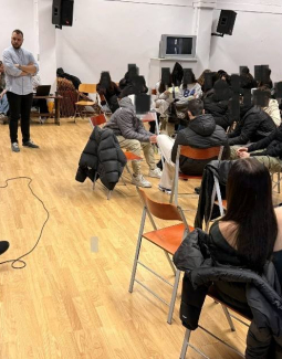 Milos AI socio lab - Τεχνητή νοημοσύνη και κοινωνία