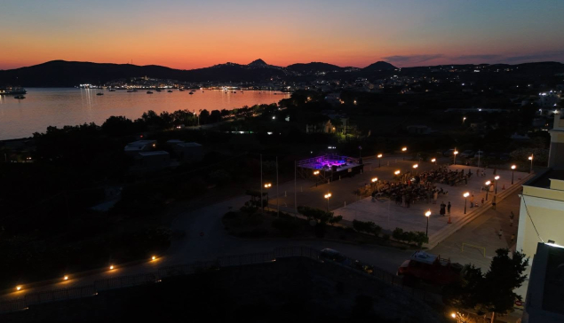Ευχαριστήρια ανακοίνωση αναφορικά με το αφιέρωμα στους μεγάλους Έλληνες Ποιητές και Συνθέτες, που πραγματοποιήθηκε Συνεδριακό Κέντρο Μήλου ''Γ. Ηλιόπουλος''