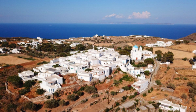 Τσιμέντο να γίνει – Πονηρή ρύθμιση για τουριστική ανάπλαση μικρών και έρημων οικισμών στα νησιά