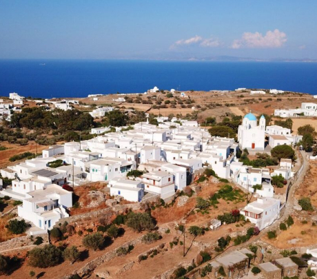 Τσιμέντο να γίνει – Πονηρή ρύθμιση για τουριστική ανάπλαση μικρών και έρημων οικισμών στα νησιά