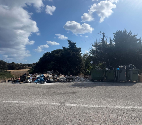 Μικρές χωματερές παντού